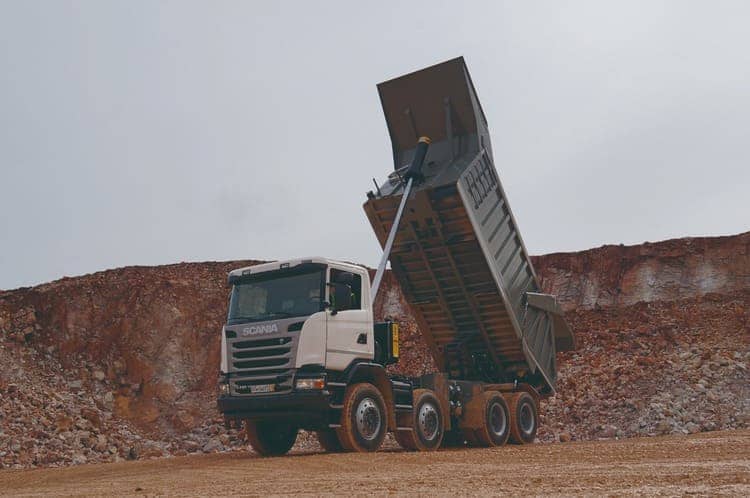 Dicas essenciais para evitar acidentes e falhas ao bascular caminho